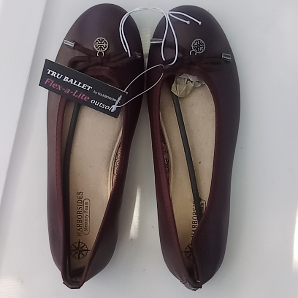 Ballet flats